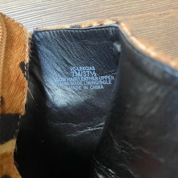 Vince Camuto Lexcia Size 7 Cow Fur Pointed Toe Leopard Stiletto 3.5” Heel Boots - Picture 10 of 11